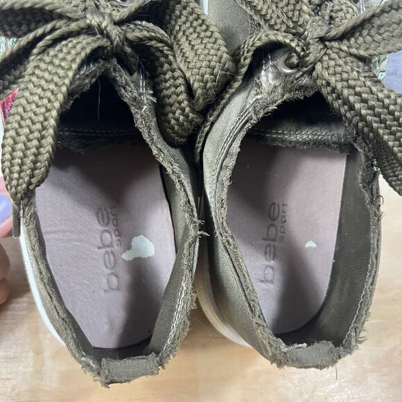 Bebé Sport Womens low Top Sneakers 9.5 Green Embroidered Y2K Inspired Boho - Picture 7 of 8